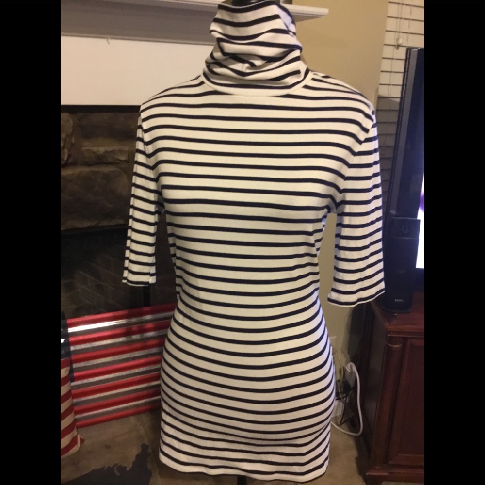 3/4 sleeve turtle neck